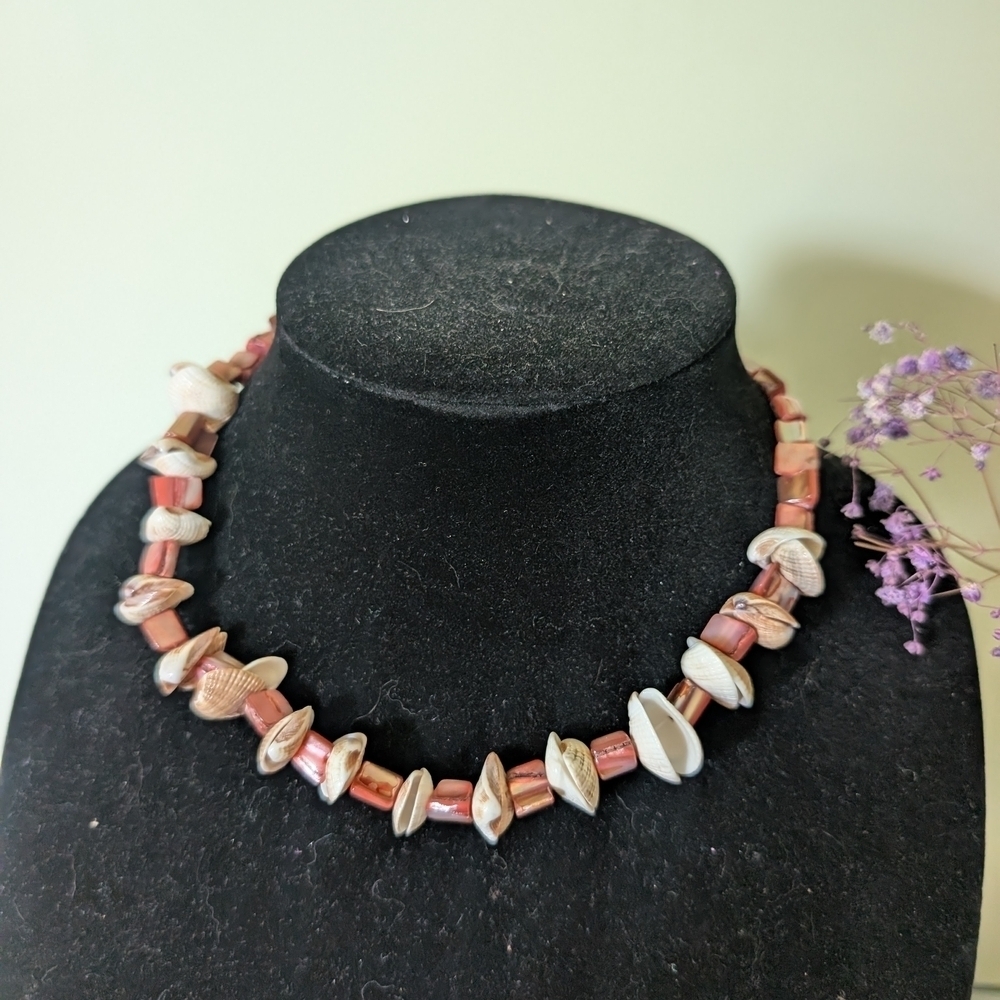 Elegant Shell Necklace with Brown Accents